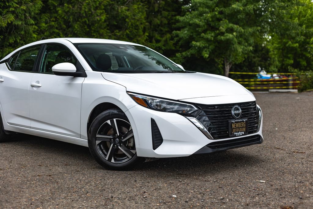 Used 2024 Nissan Sentra SV FWD image 3