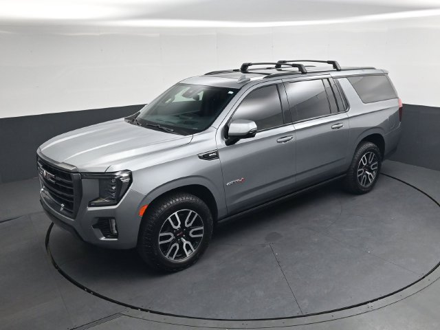Used 2023 GMC Yukon XL AT4 w/ AT4 Premium Package AWD/4WD image 30