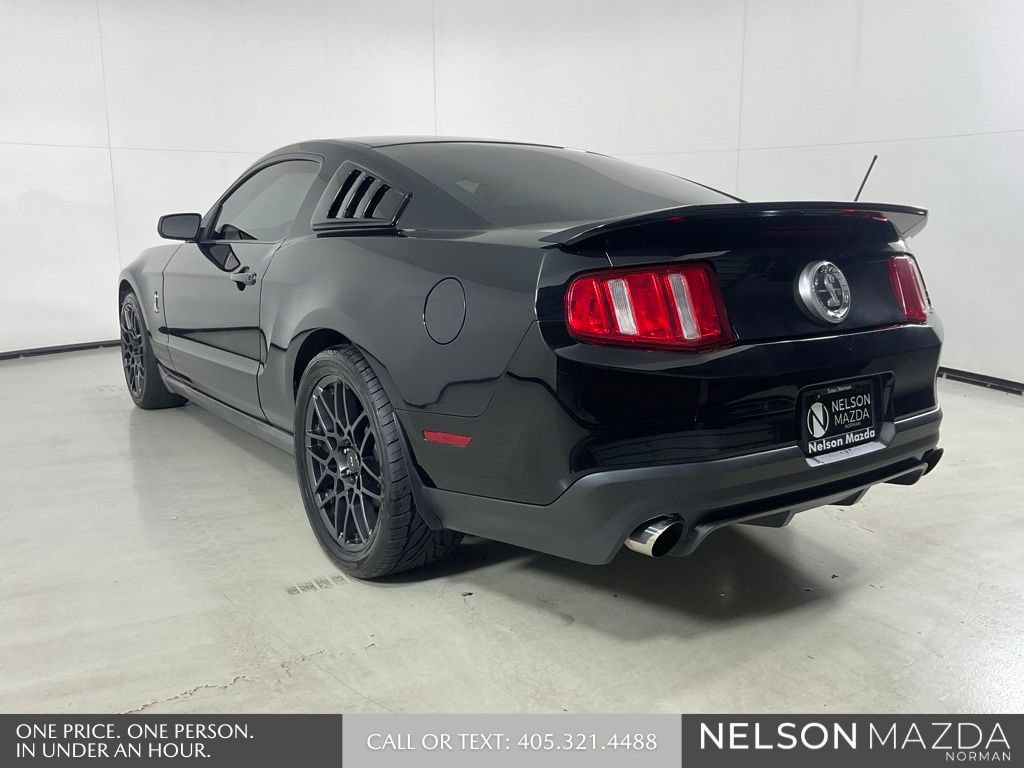 Used 2010 Ford Mustang Shelby GT500 RWD image 7