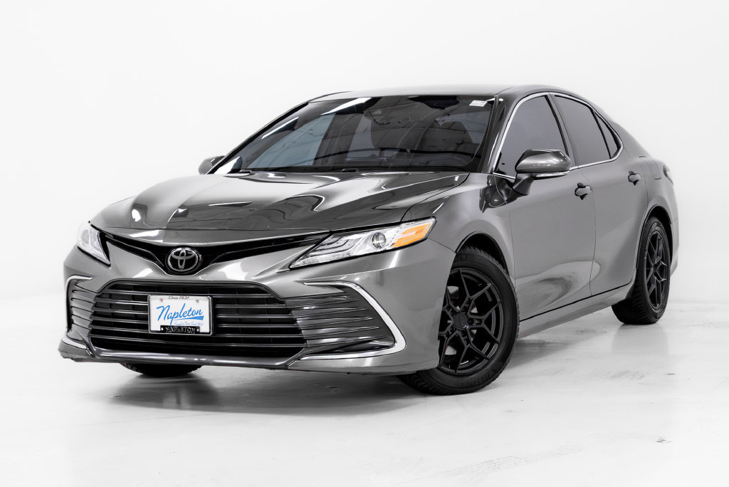 Used 2023 Toyota Camry XLE
