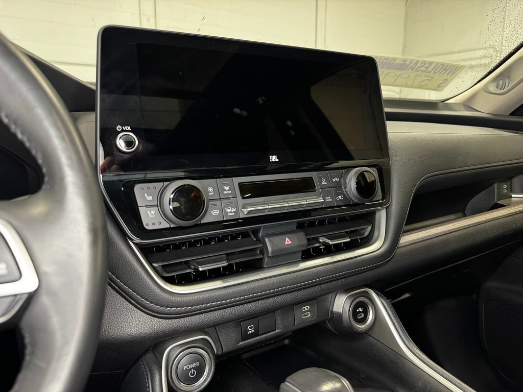 Used 2025 Toyota Grand Highlander AWD Hybrid image 15