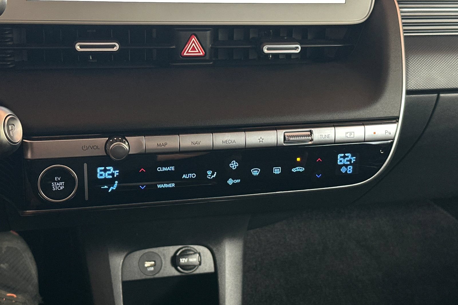 Certified 2024 Hyundai Ioniq 5 SEL RWD image 28