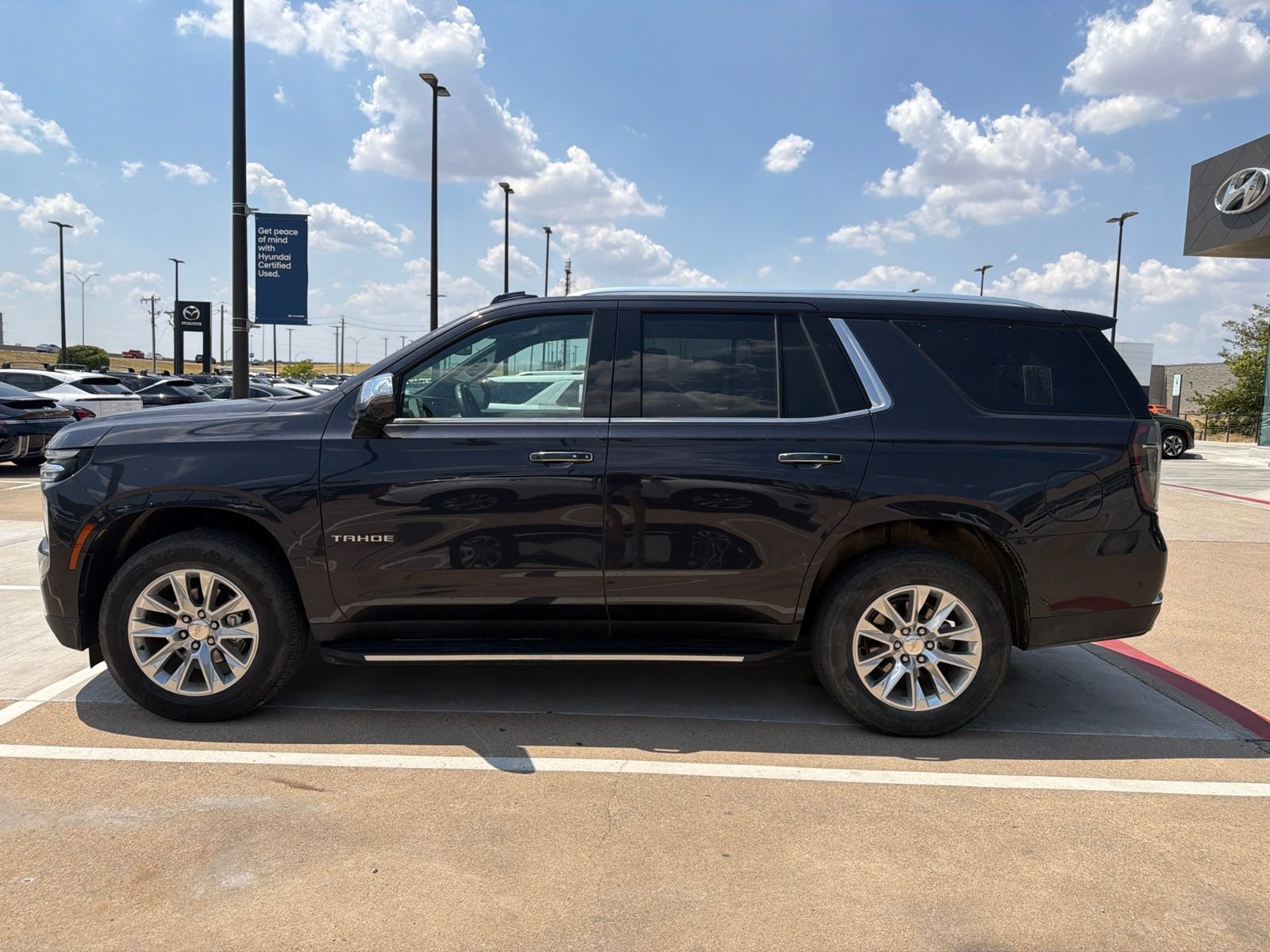 Used 2025 Chevrolet Tahoe Premier RWD image 9