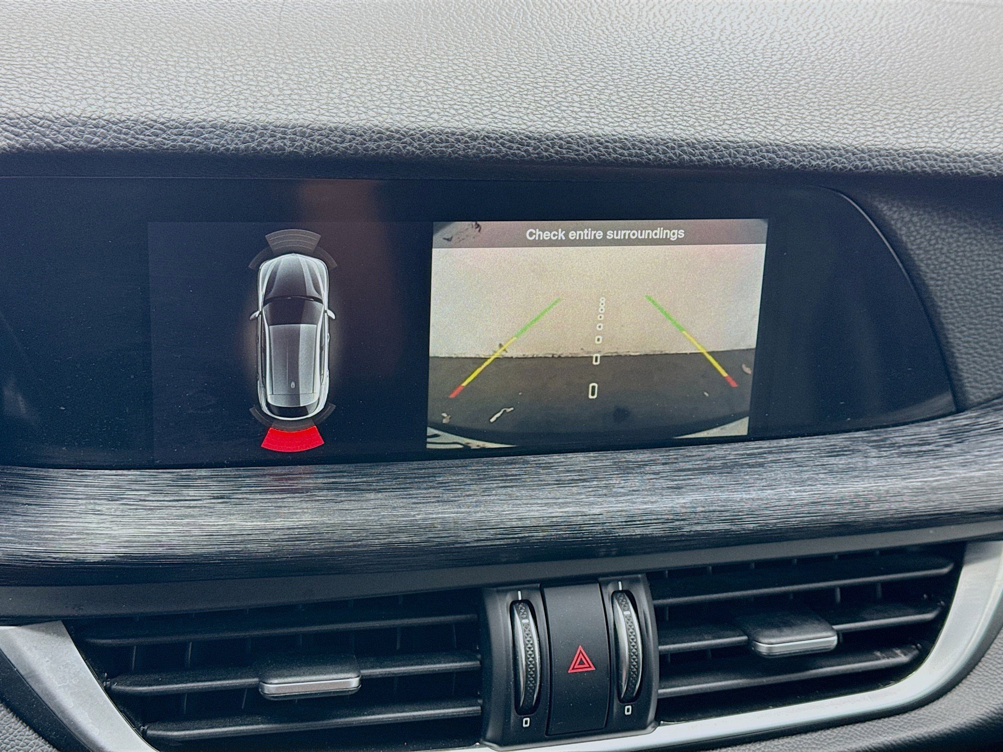 Used 2022 Alfa Romeo Stelvio Sprint image 10