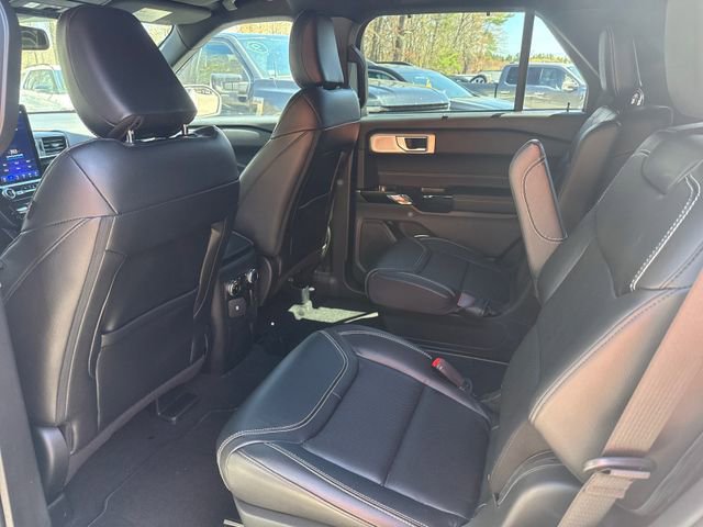 Used 2023 Ford Explorer ST w/ Equipment Group 401A AWD/4WD image 11