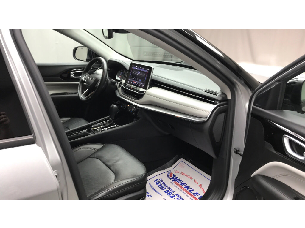 Used 2022 Jeep Compass Limited AWD/4WD image 25
