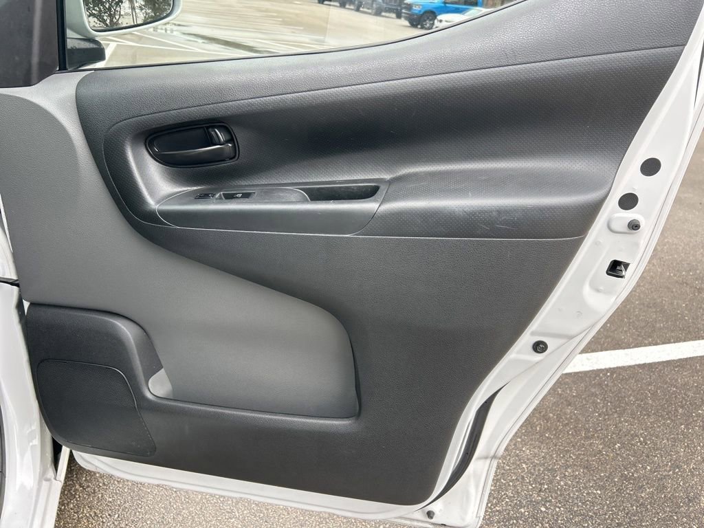 Used 2019 Nissan NV200 SV w/ Back Door Glass Package image 33