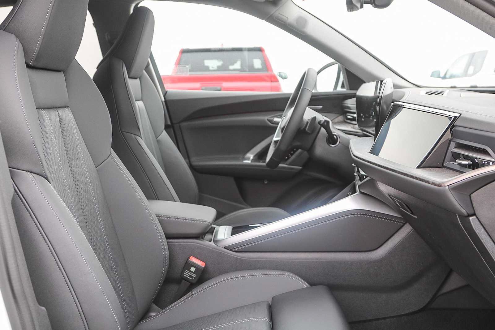 Used 2025 Audi Q5 Prestige AWD/4WD image 16