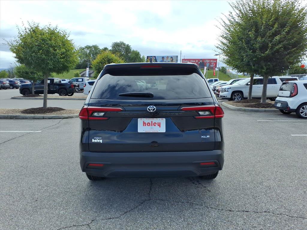 Certified 2025 Toyota Grand Highlander AWD image 6
