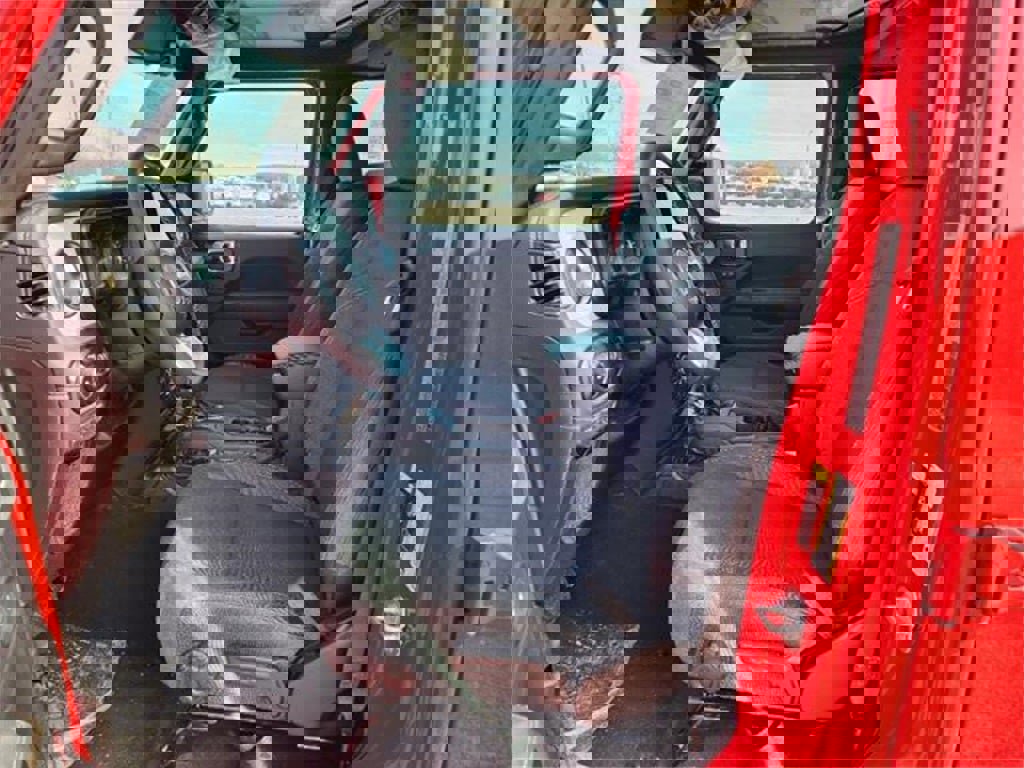 New 2025 Jeep Wrangler Unlimited Sahara w/ Dual Top Group image 7