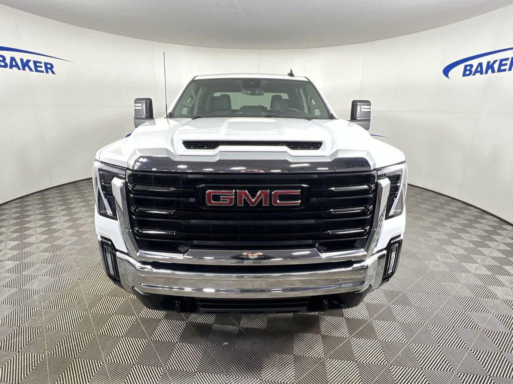 Used 2025 GMC Sierra 2500 Pro image 3