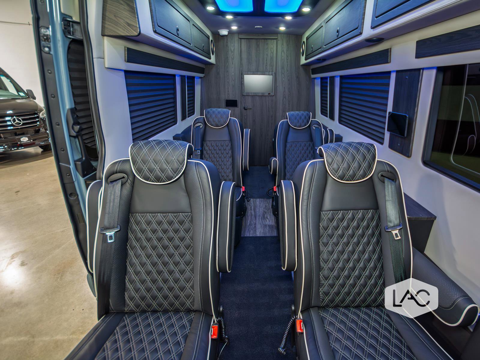 Used 2025 Mercedes-Benz Sprinter 3500 image 14