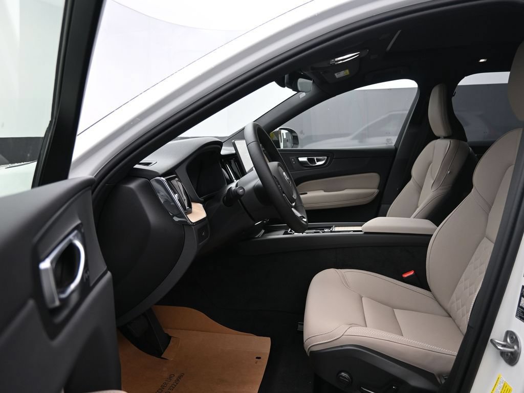New 2026 Volvo XC60 B5 Plus w/ Protection Package Premier AWD/4WD image 11