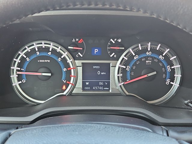 Used 2018 Toyota 4Runner TRD Off-Road AWD/4WD image 11