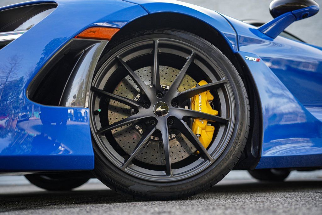 Used 2020 McLaren 720S Performance RWD image 21