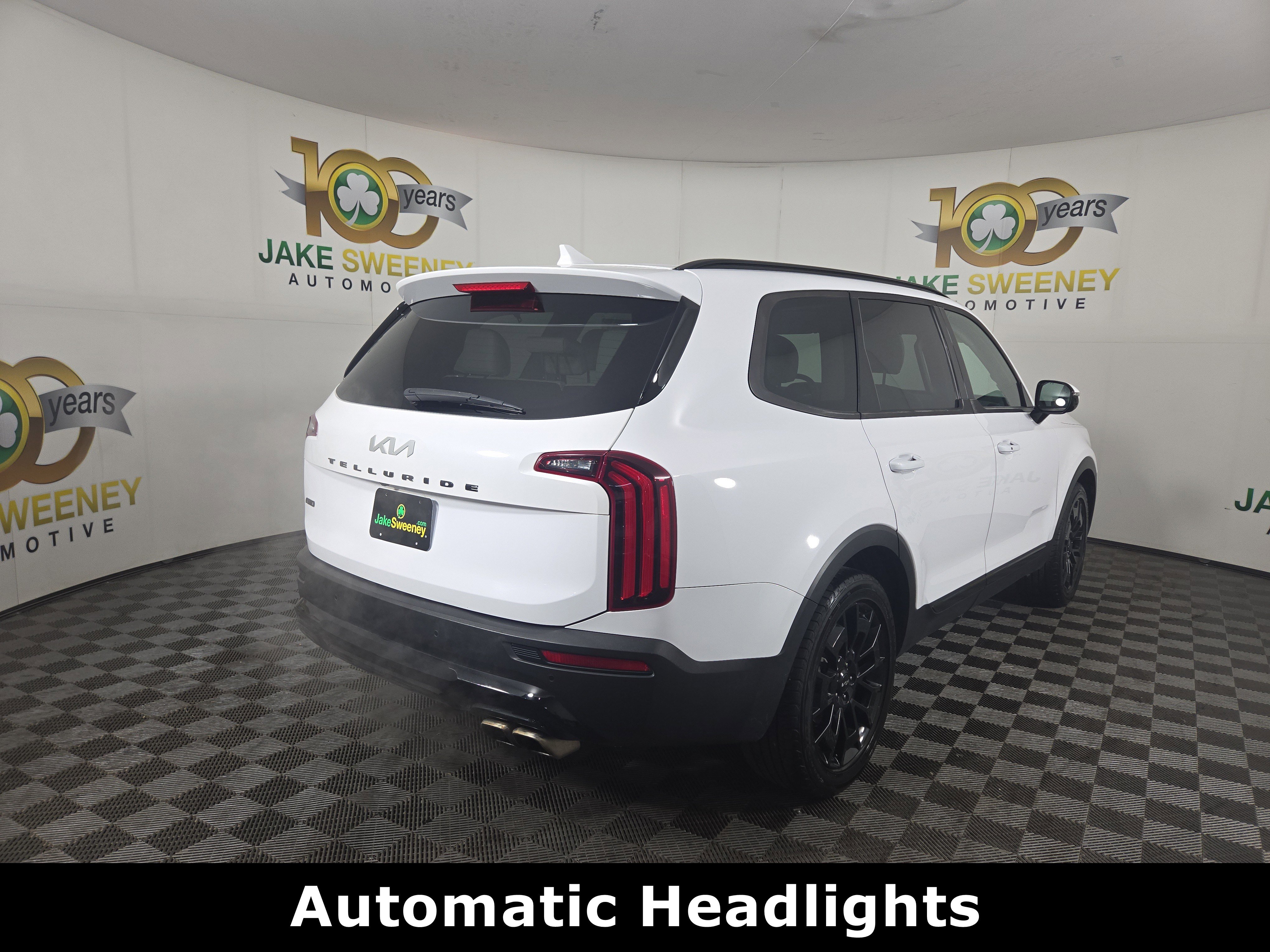 Used 2022 Kia Telluride SX w/ SX Prestige Package image 8