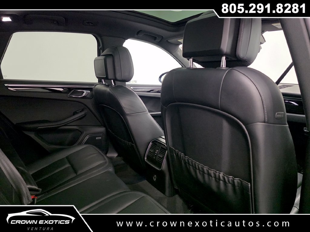 Used 2021 Porsche Macan AWD/4WD image 16