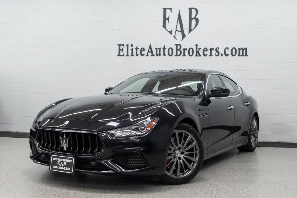 Used 2022 Maserati Ghibli Modena Q4 image 1