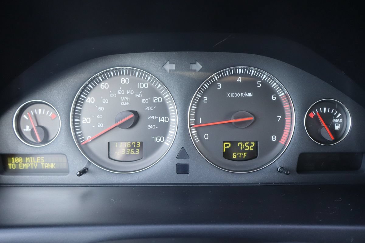 Used 2004 Volvo S60 2.5T AWD/4WD image 34