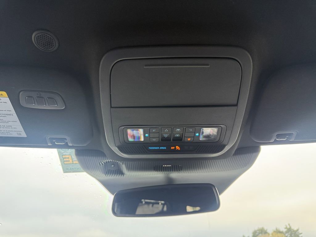 Used 2025 Ford Explorer ST image 24