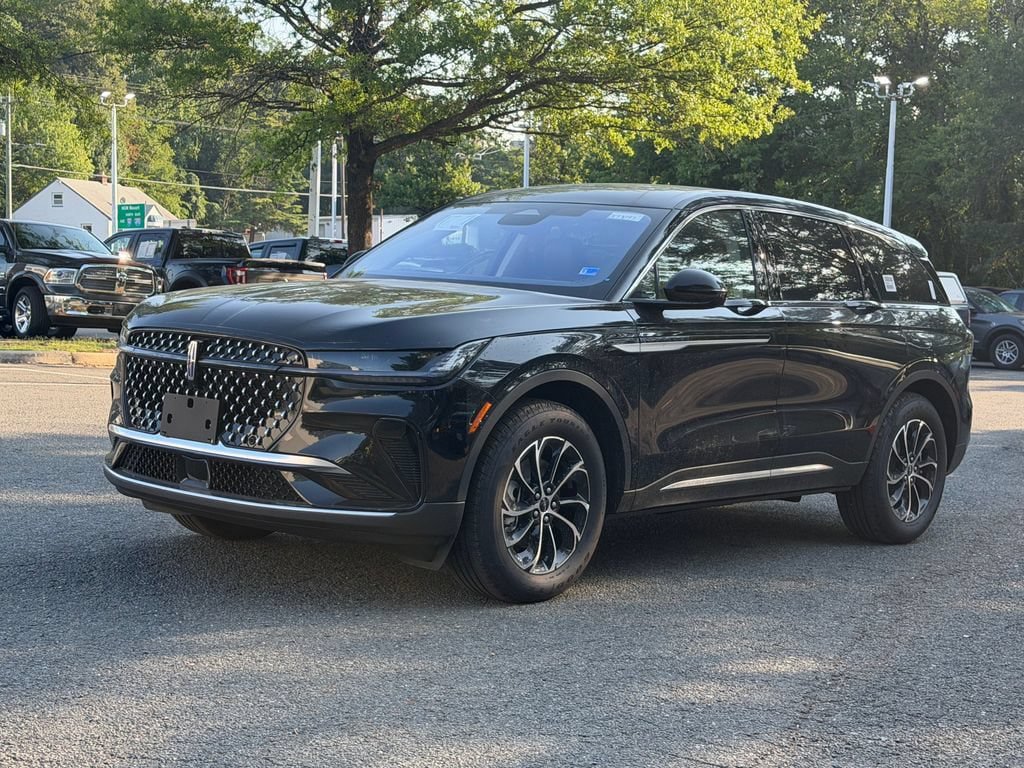 New 2026 Lincoln Nautilus Premier w/ Equipment Group 102A AWD/4WD image 3