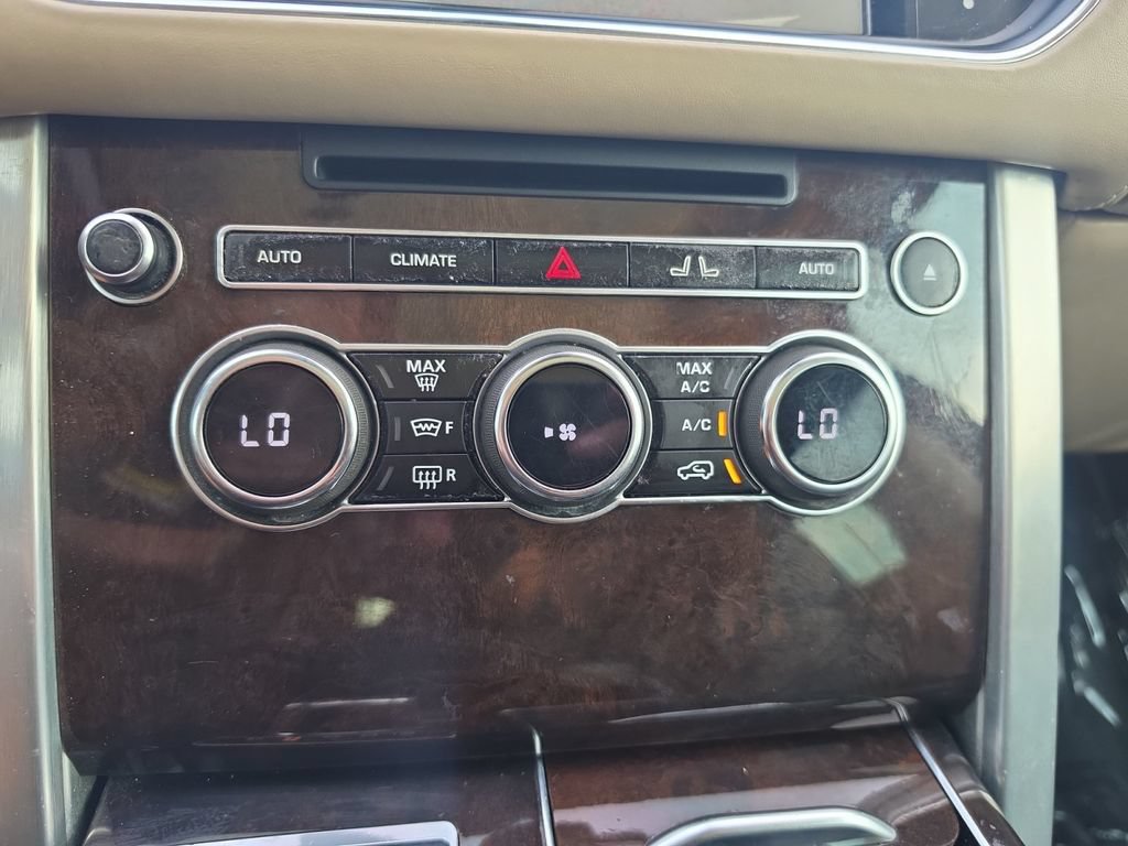 Used 2015 Land Rover Range Rover Autobiography AWD/4WD image 19