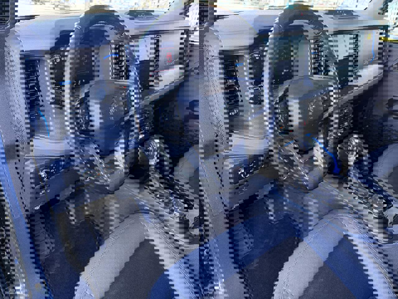 Used 2024 Ford Bronco Black Diamond image 17