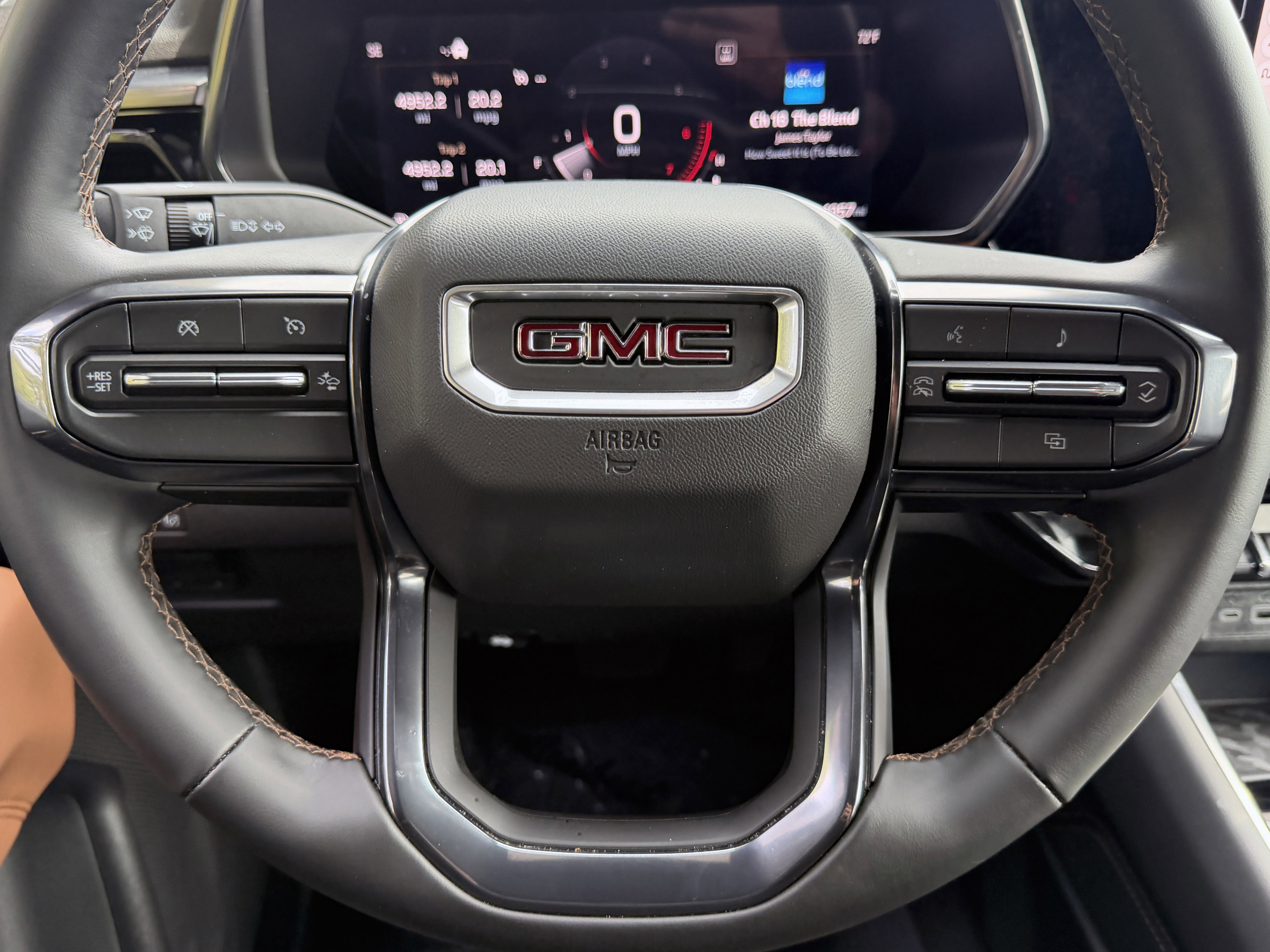 Used 2026 GMC Canyon AT4 AWD/4WD image 17