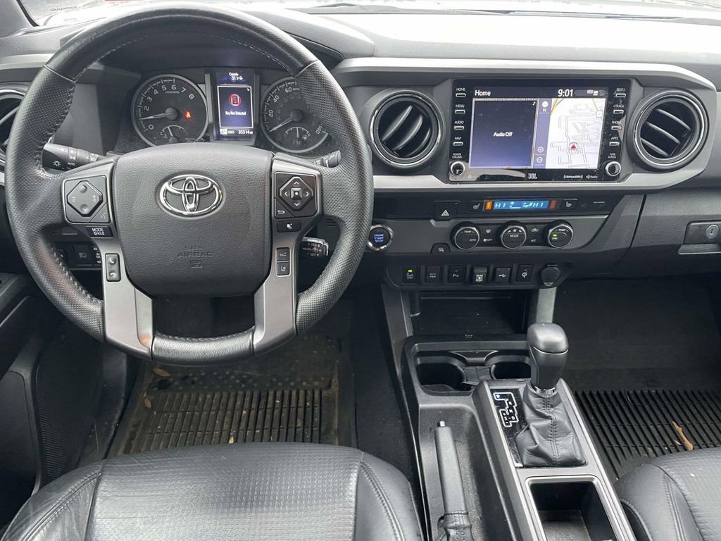 Used 2022 Toyota Tacoma TRD Sport image 24