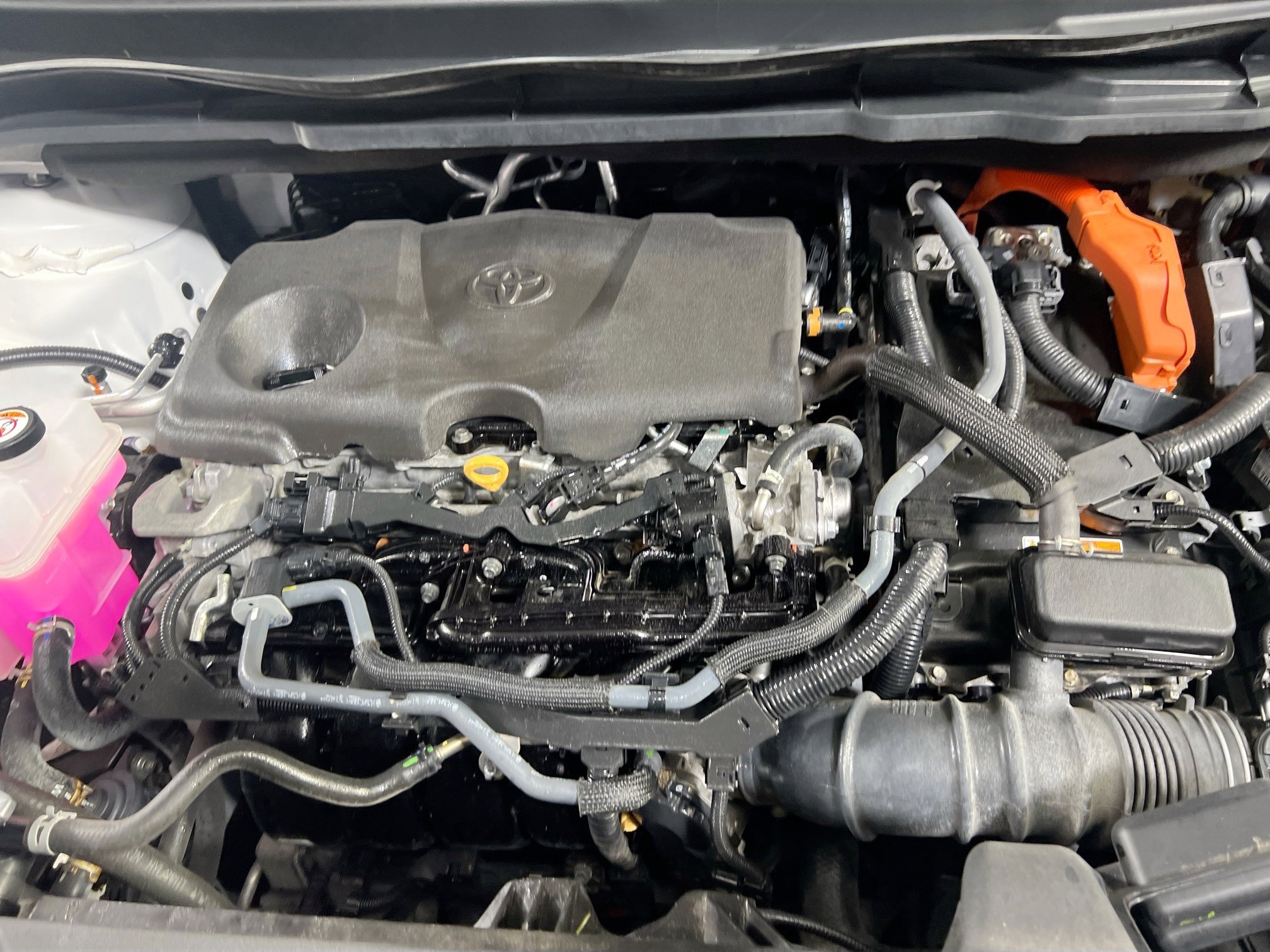 Used 2022 Toyota Sienna XSE image 32