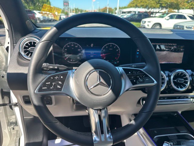 Used 2026 Mercedes-Benz GLA 250 4MATIC image 16