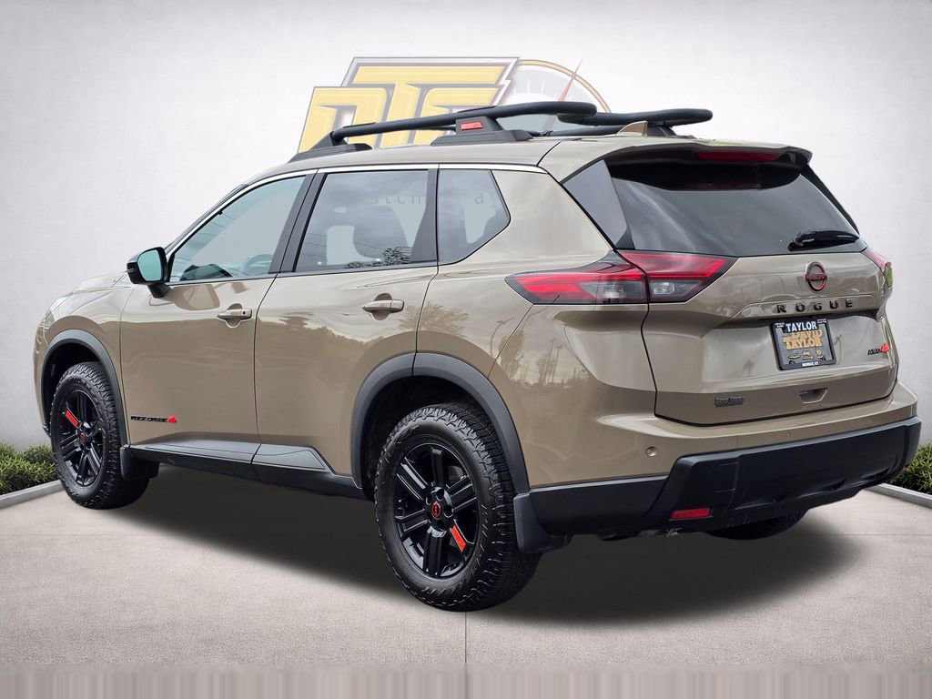 Used 2025 Nissan Rogue SV w/ Rock Creek Premium Package image 7