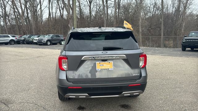 Certified 2022 Ford Explorer XLT w/ Equipment Group 202A image 29