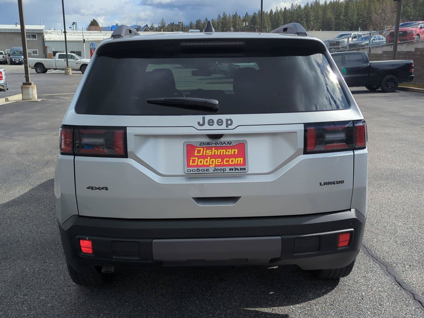New 2026 Jeep Cherokee Laredo AWD/4WD image 5
