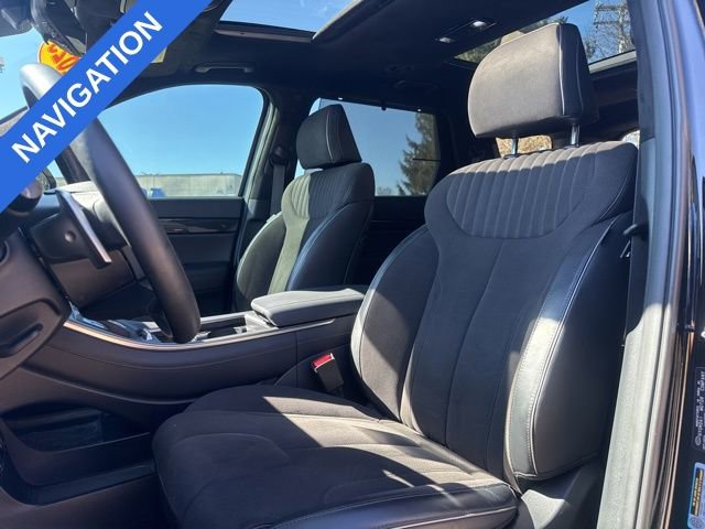 Used 2025 Hyundai Palisade Calligraphy AWD/4WD image 9