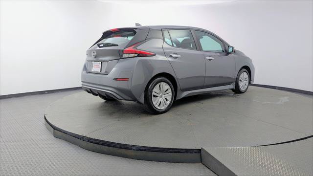 Used 2025 Nissan Leaf S FWD image 8