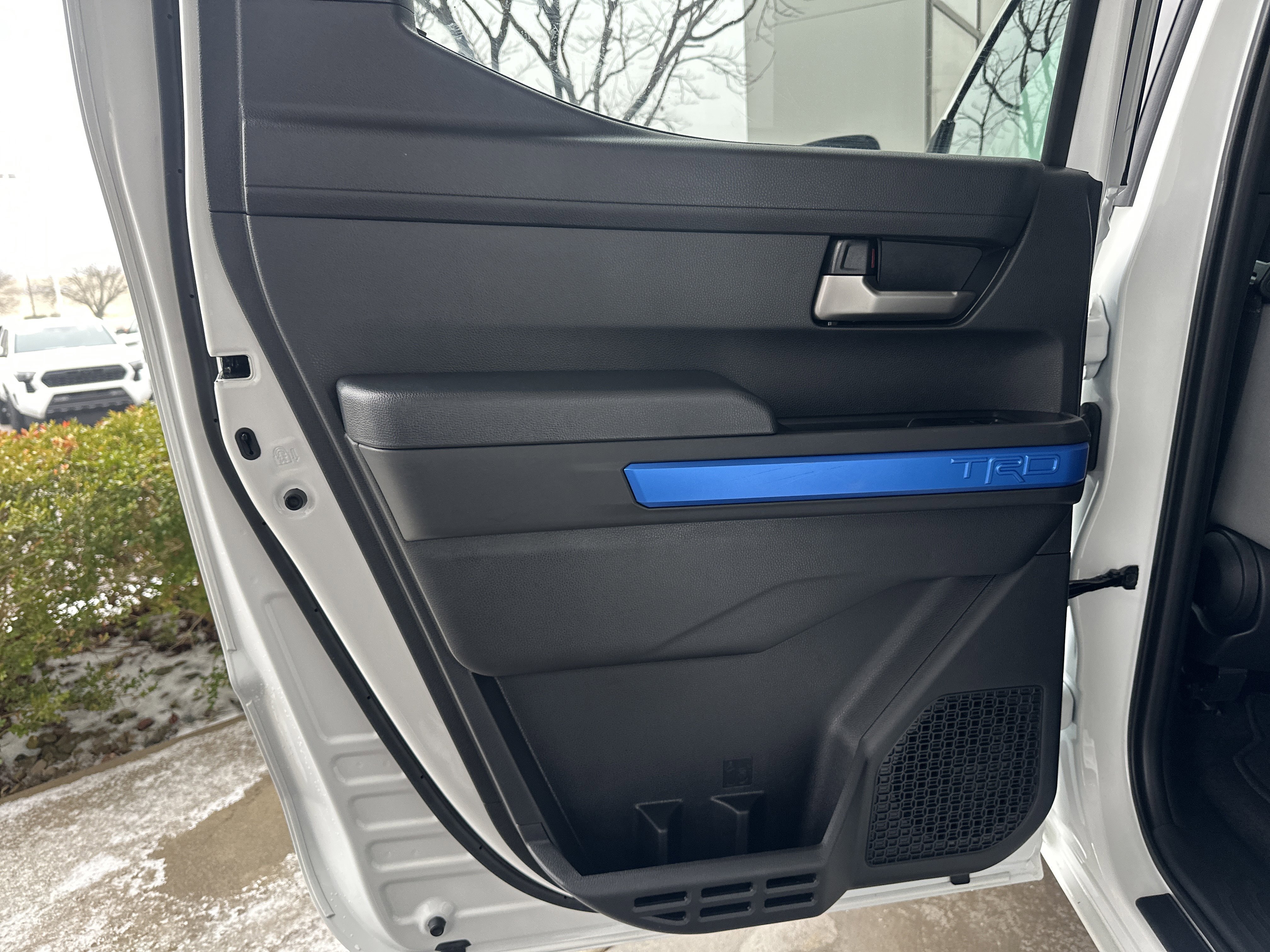 Certified 2025 Toyota Tacoma TRD Off-Road image 18