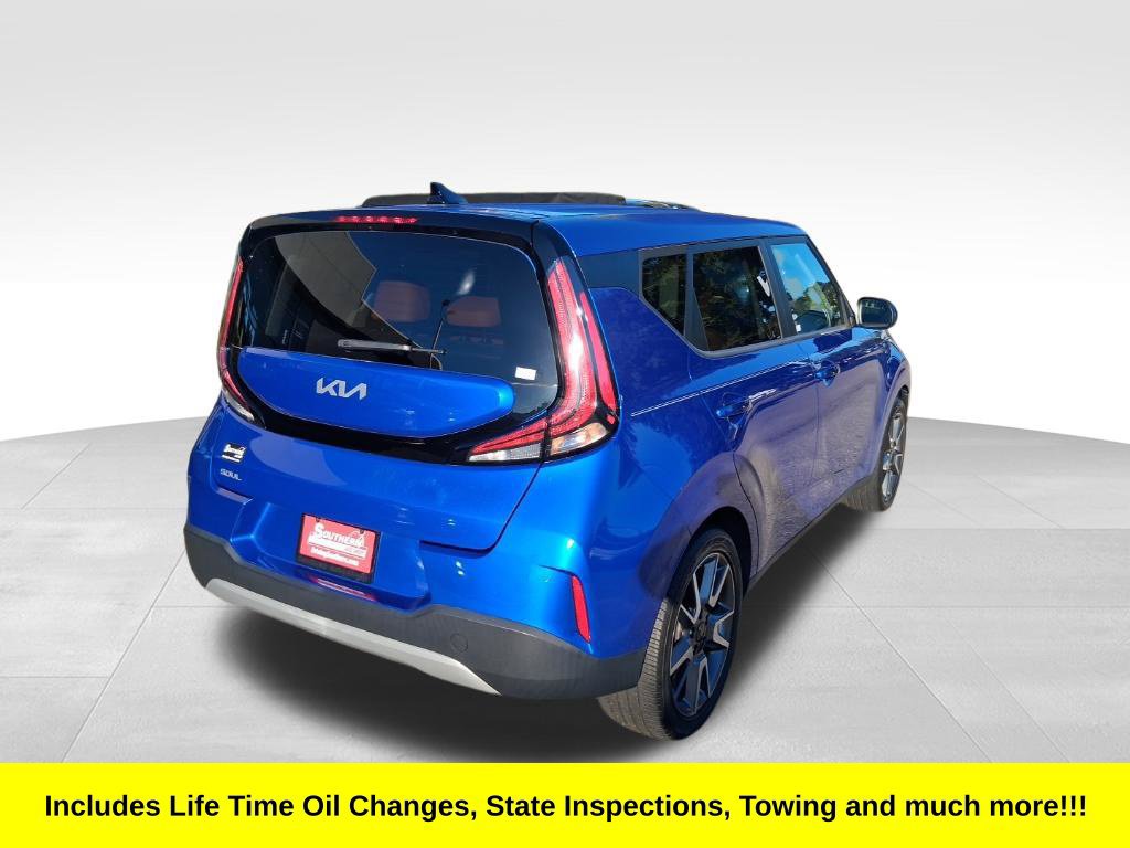 Certified 2024 Kia Soul EX w/ EX Designer Package FWD image 3