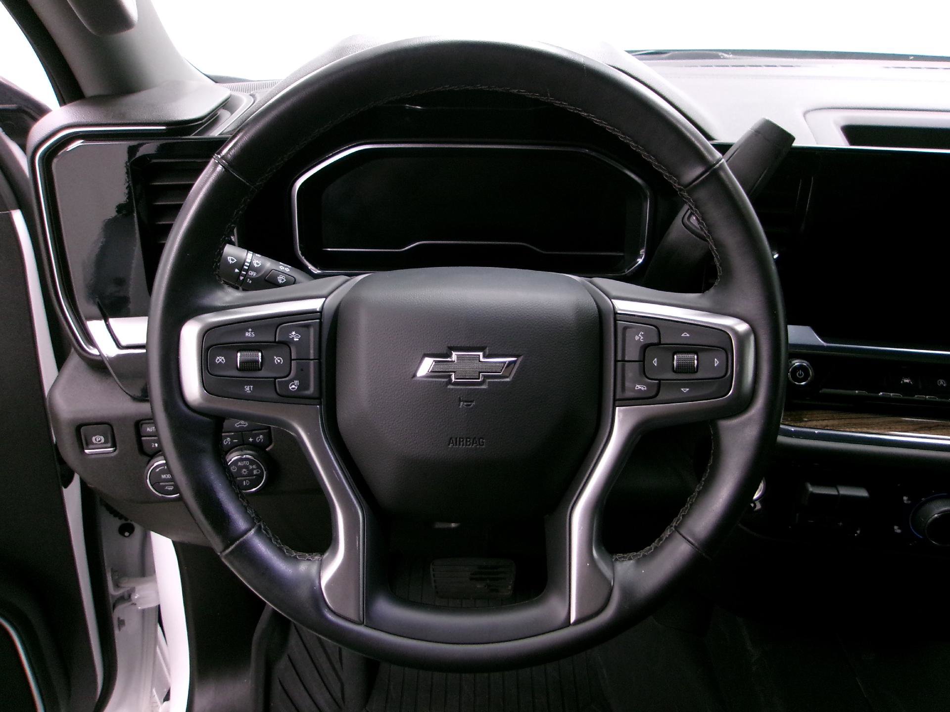 Certified 2024 Chevrolet Silverado 1500 RST image 6