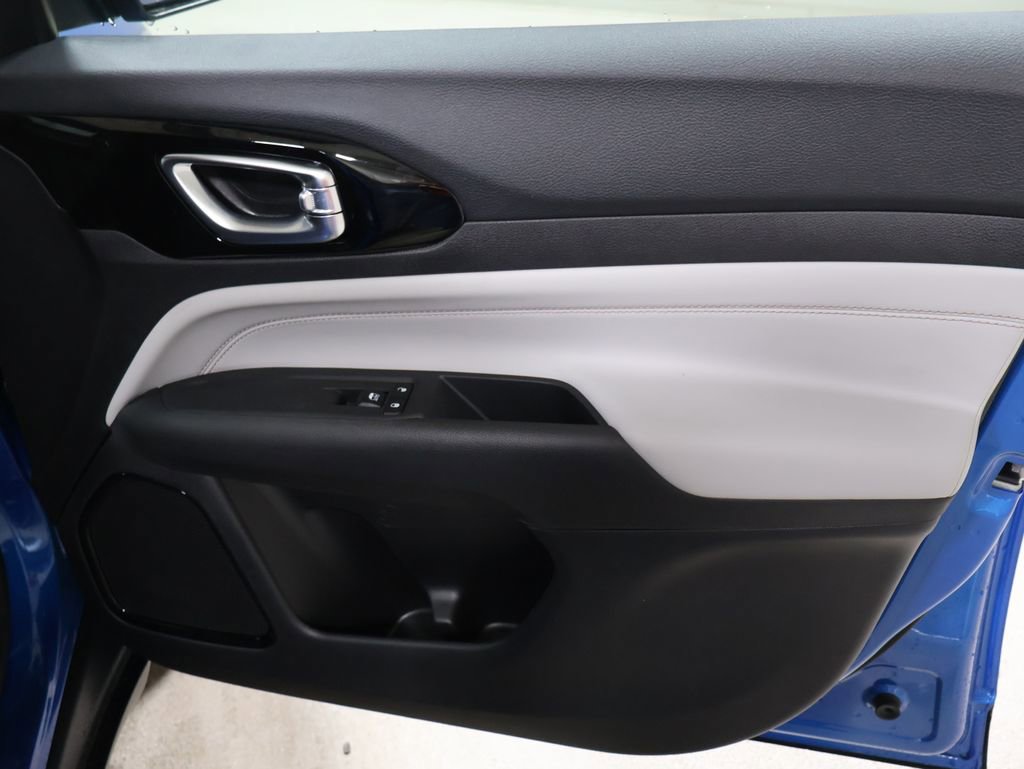 New 2026 Jeep Compass Limited image 19