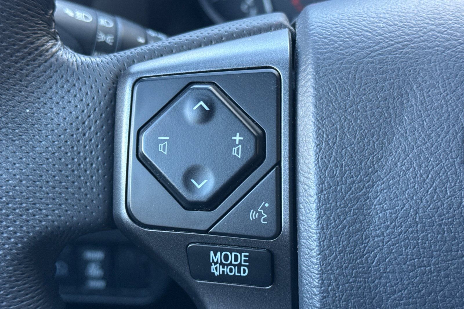 Certified 2023 Toyota Tacoma TRD Sport w/ Black Out Package (TMS) image 29