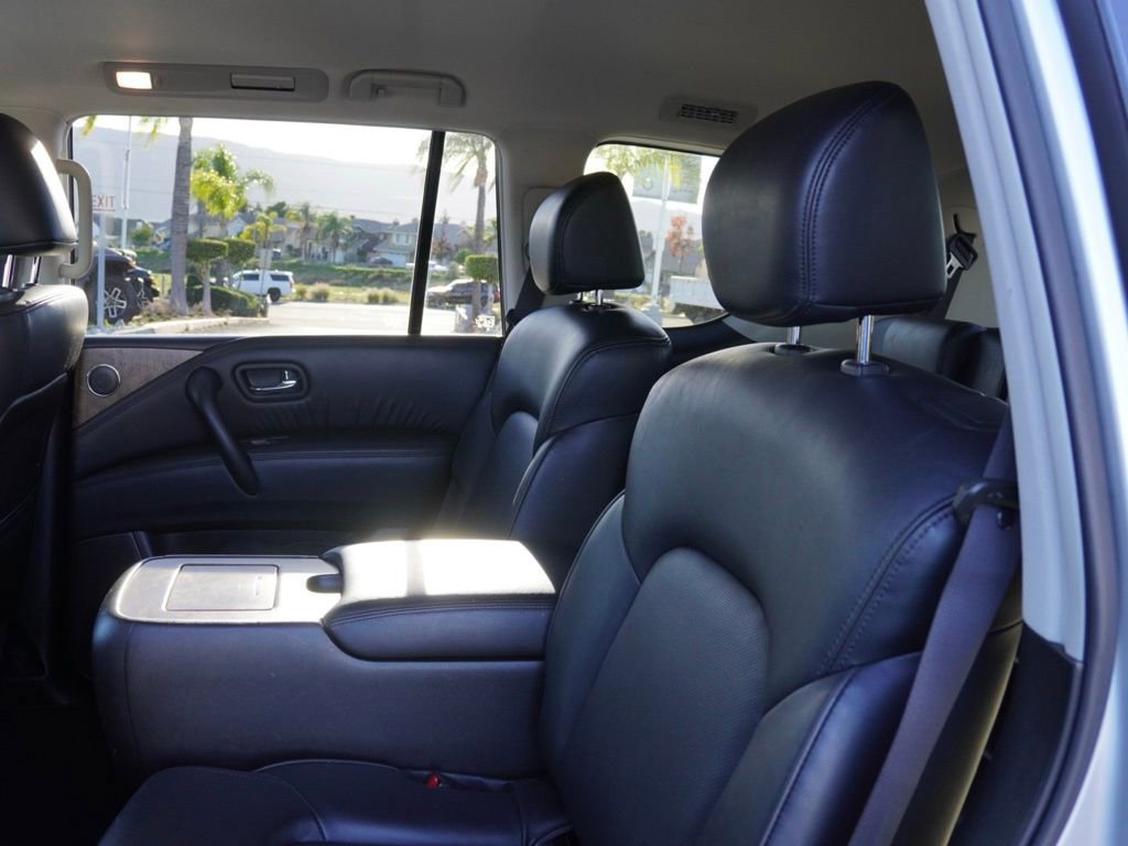 Used 2024 Nissan Armada SL w/ Captain's Chairs Package image 19
