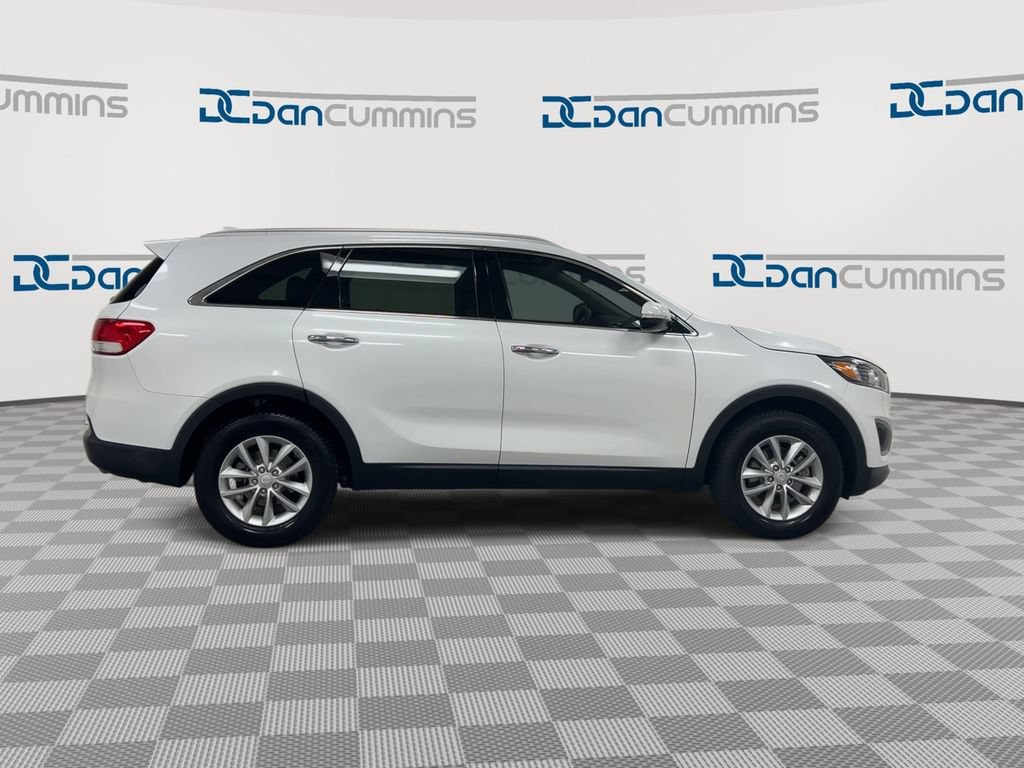 Used 2018 Kia Sorento FWD image 9