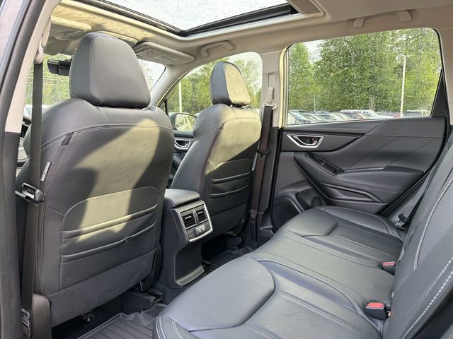 Used 2021 Subaru Forester Limited image 12