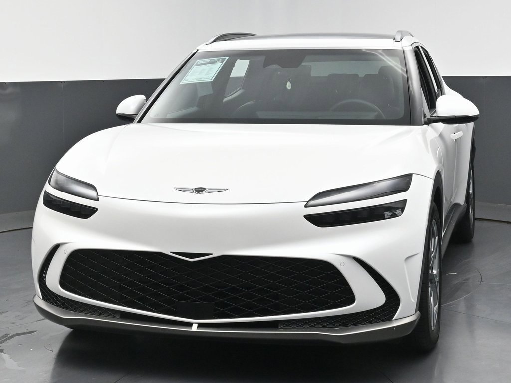 Used 2025 Genesis GV60 RWD image 7