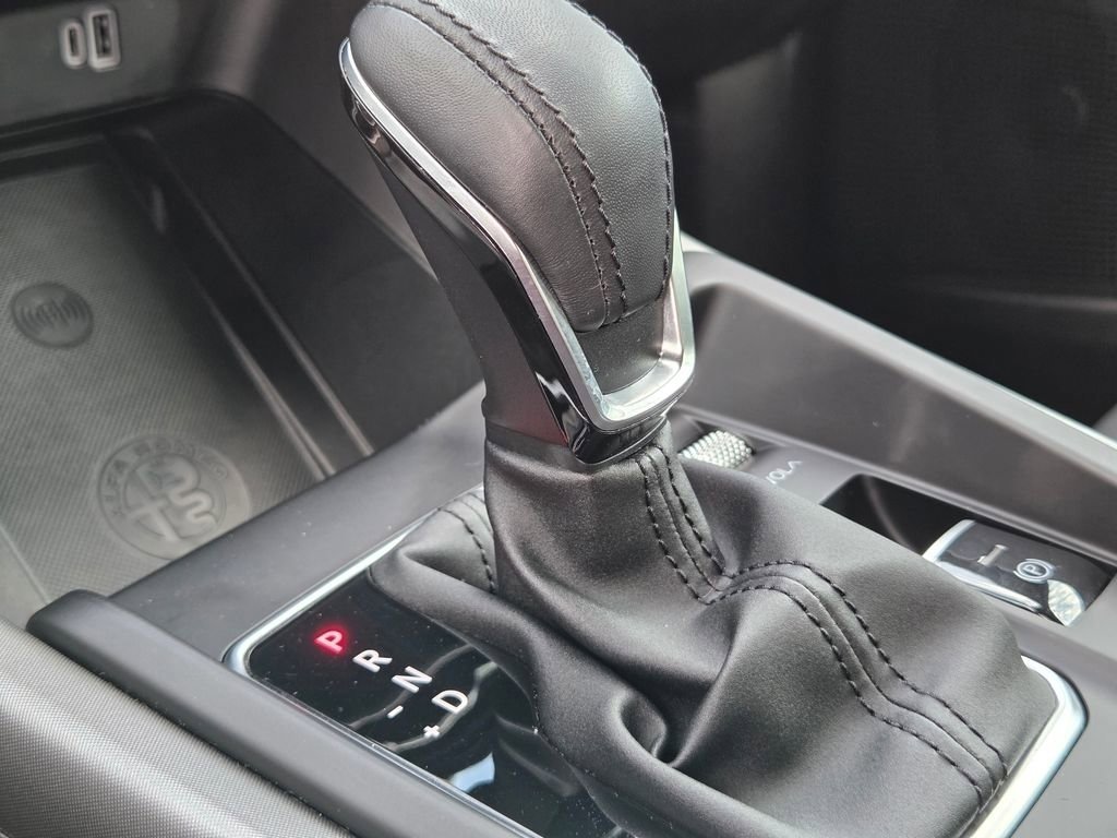 Used 2024 Alfa Romeo Tonale Veloce image 39