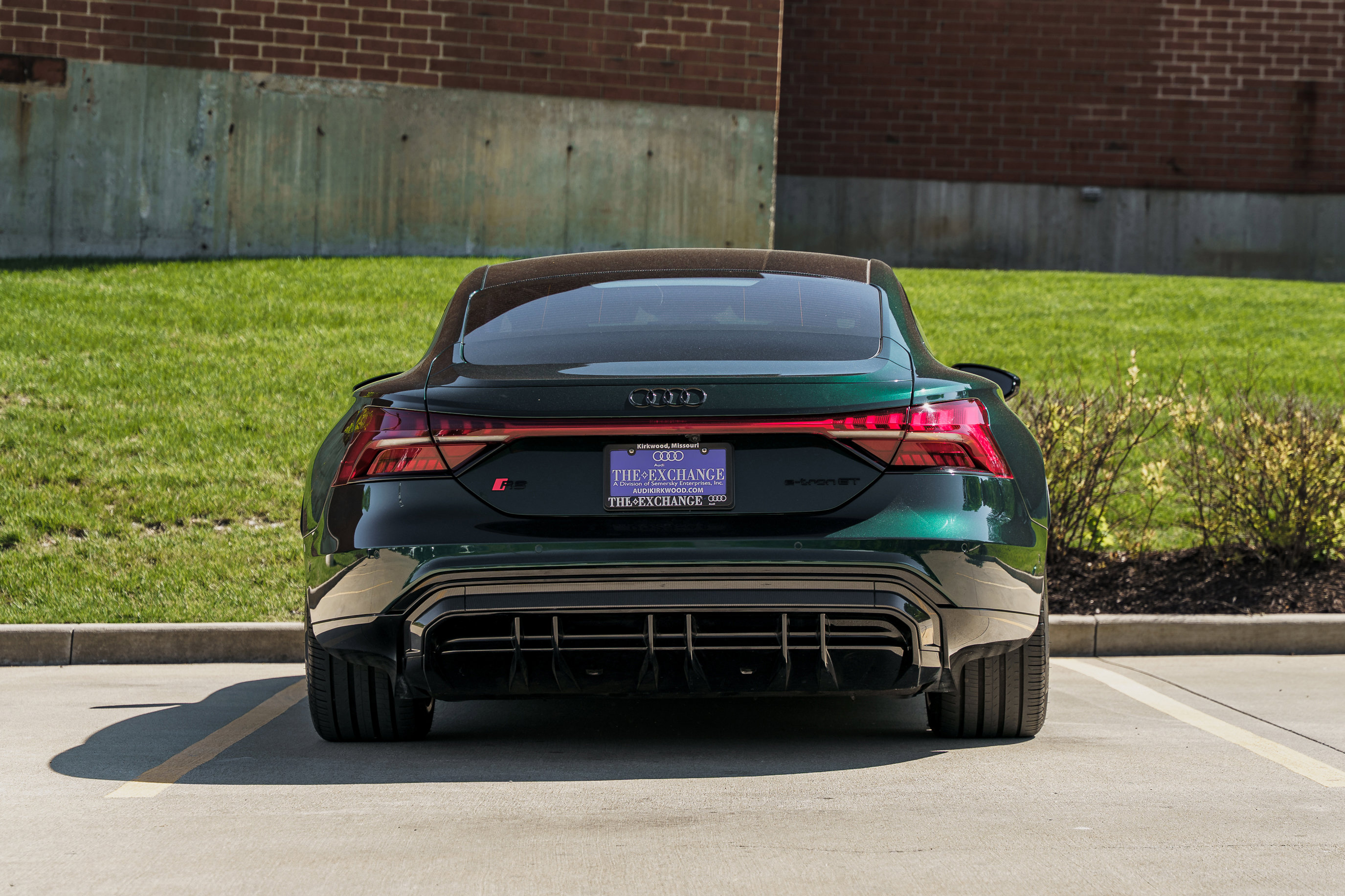 Certified 2023 Audi RS e-tron GT w/ Carbon Performance Package AWD/4WD image 28
