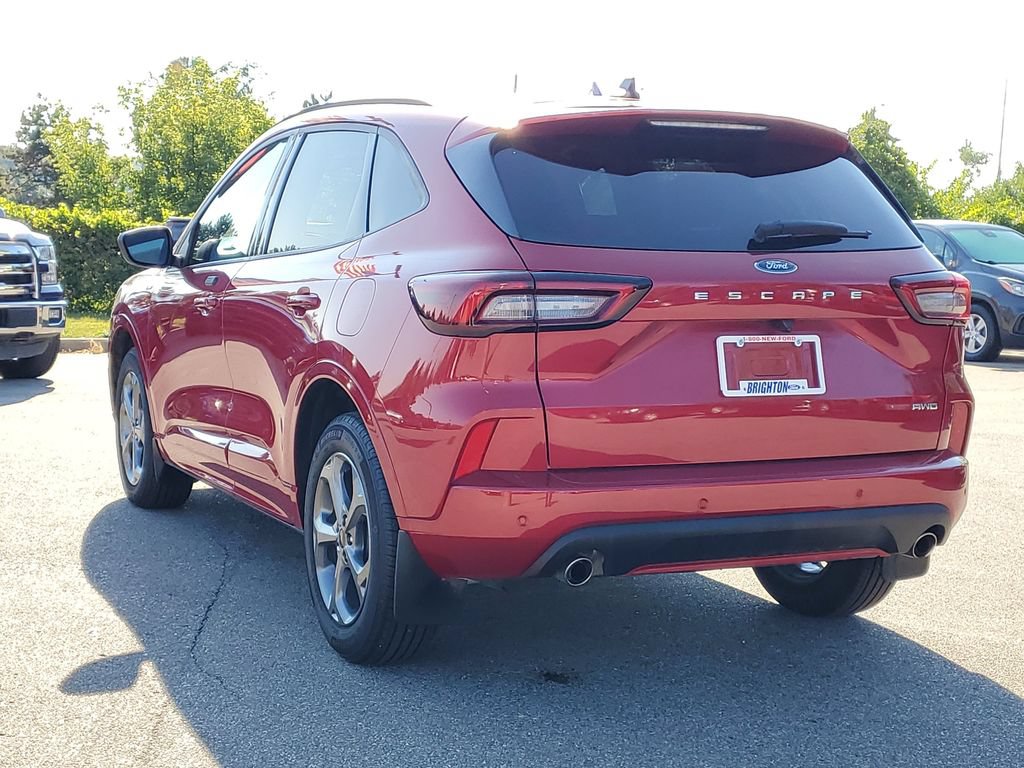 Certified 2024 Ford Escape ST-Line w/ Tech Pack #1 AWD/4WD image 3