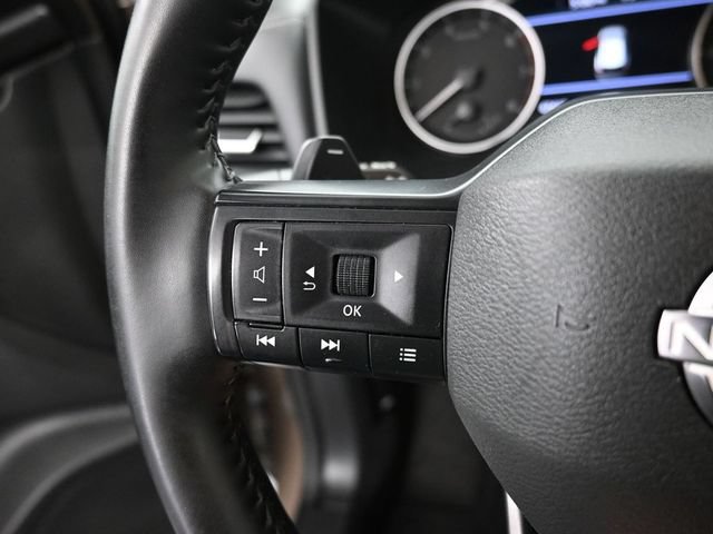 Used 2025 Nissan Rogue SV AWD/4WD image 19