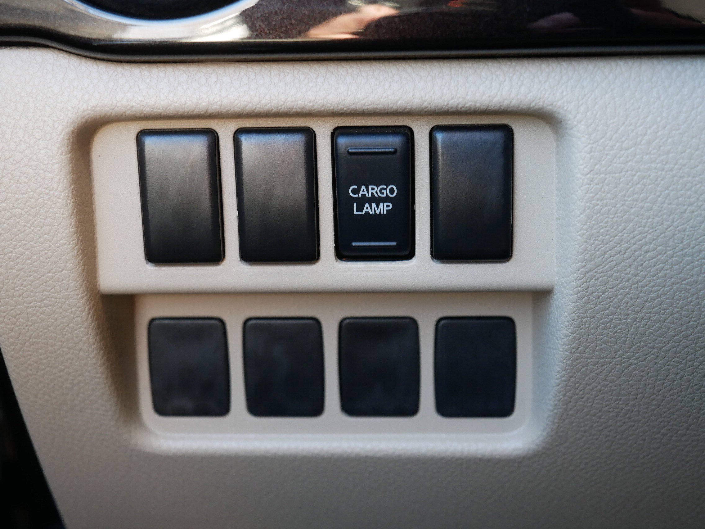 Certified 2017 Nissan Titan SV image 26